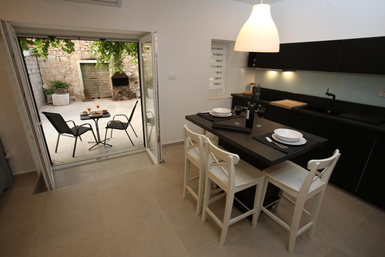 Apartmani Tri Bunje Tribunj  Ngoại thất bức ảnh