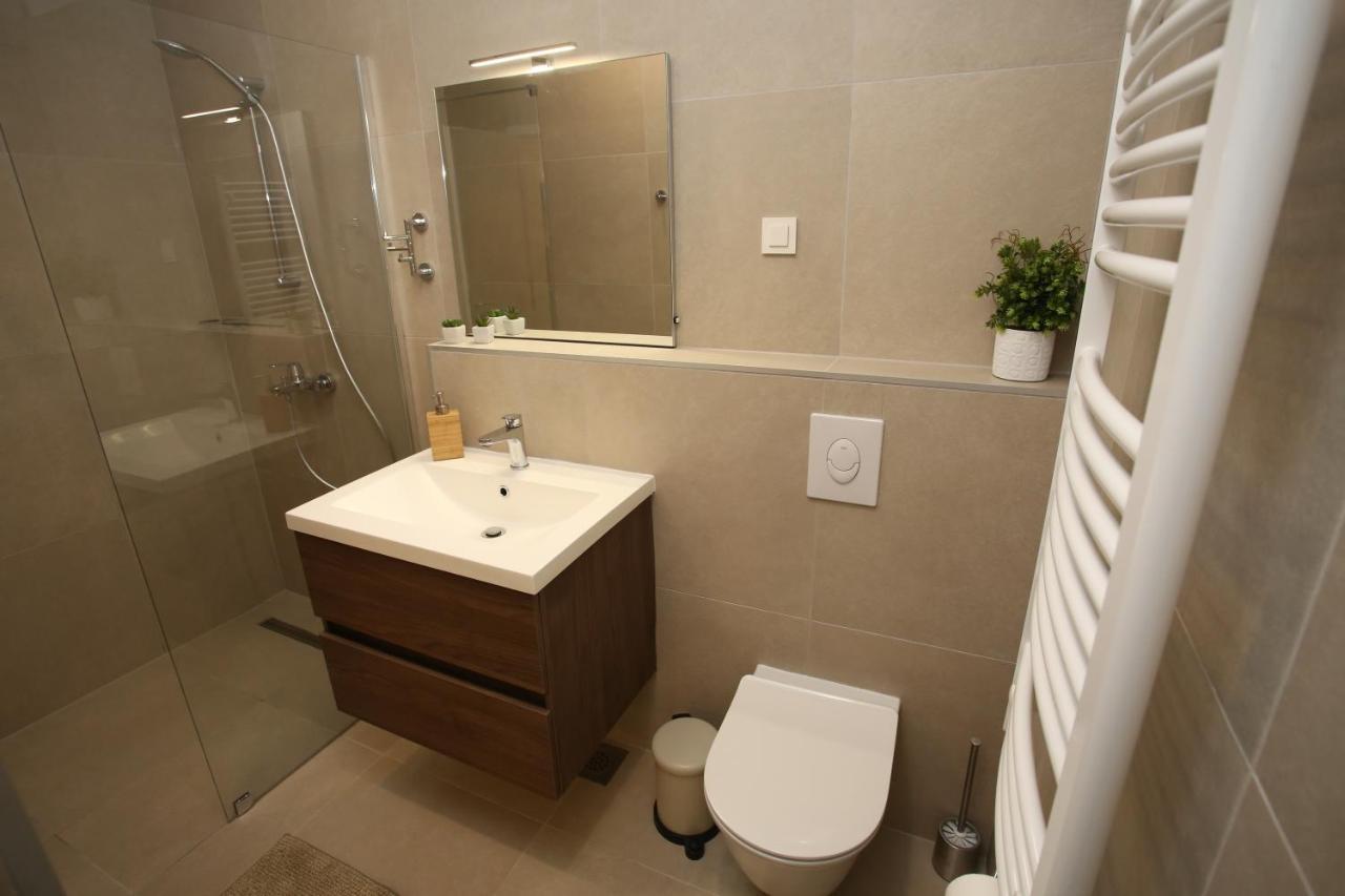 Apartmani Tri Bunje Tribunj  Ngoại thất bức ảnh