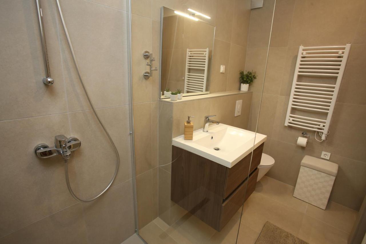 Apartmani Tri Bunje Tribunj  Ngoại thất bức ảnh